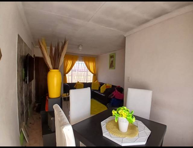 3 BEDROOM HOUSE FOR SALE IN EVATON WEST